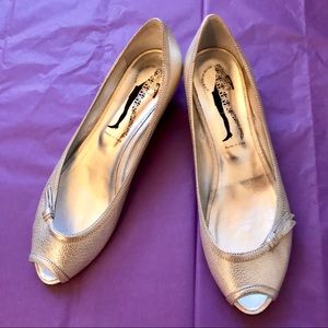 Belle by Sigerson Morrison Silver Flats NIB